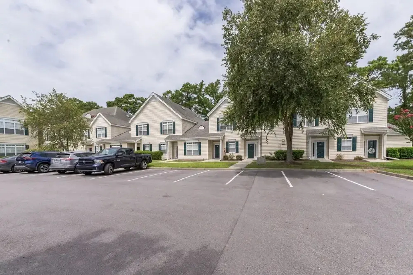 Excellent Vacation Townhome Near Myrtle Beach Adventure 2 Bedroom Townhouse by Redawning