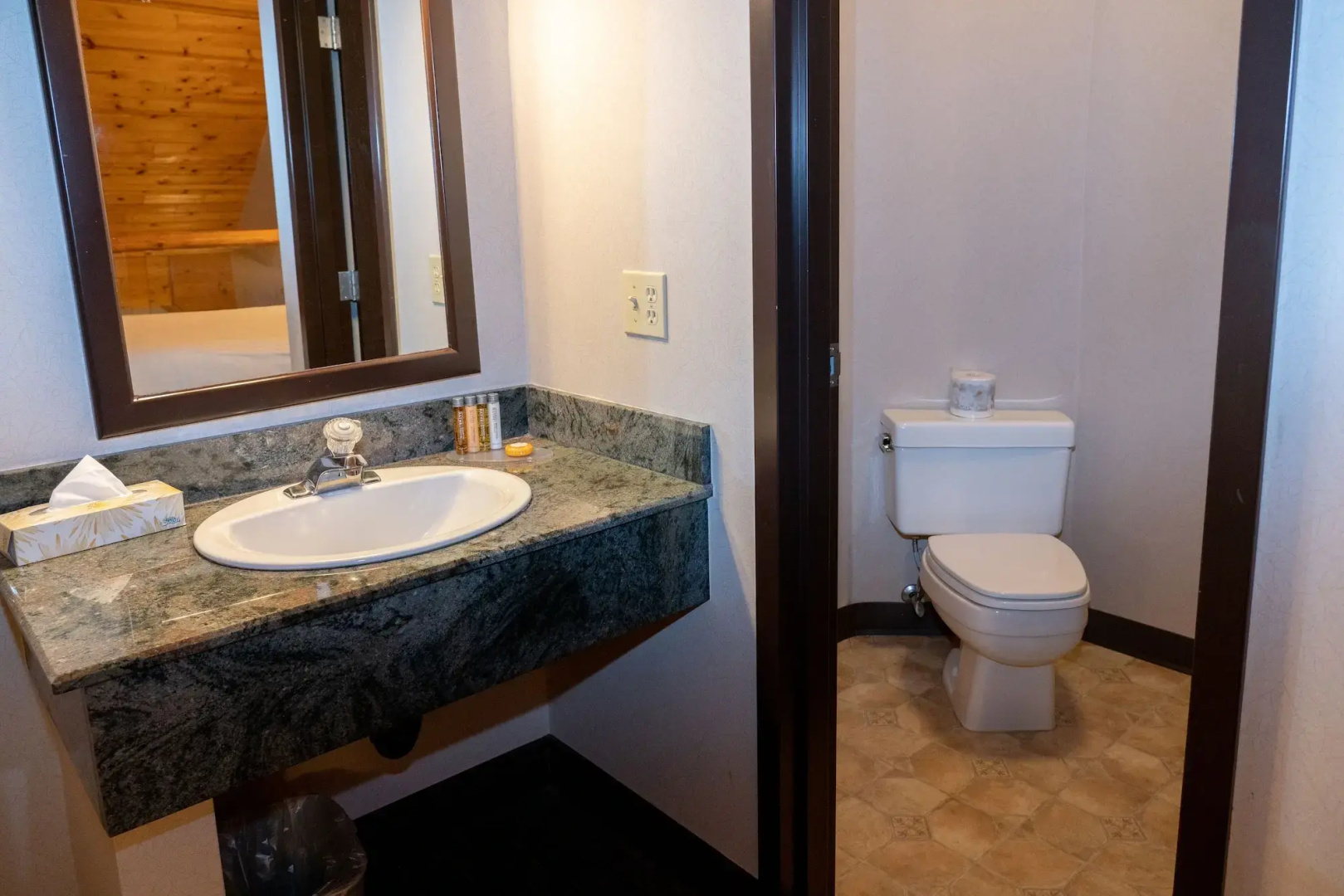Rundlestone Lodge
