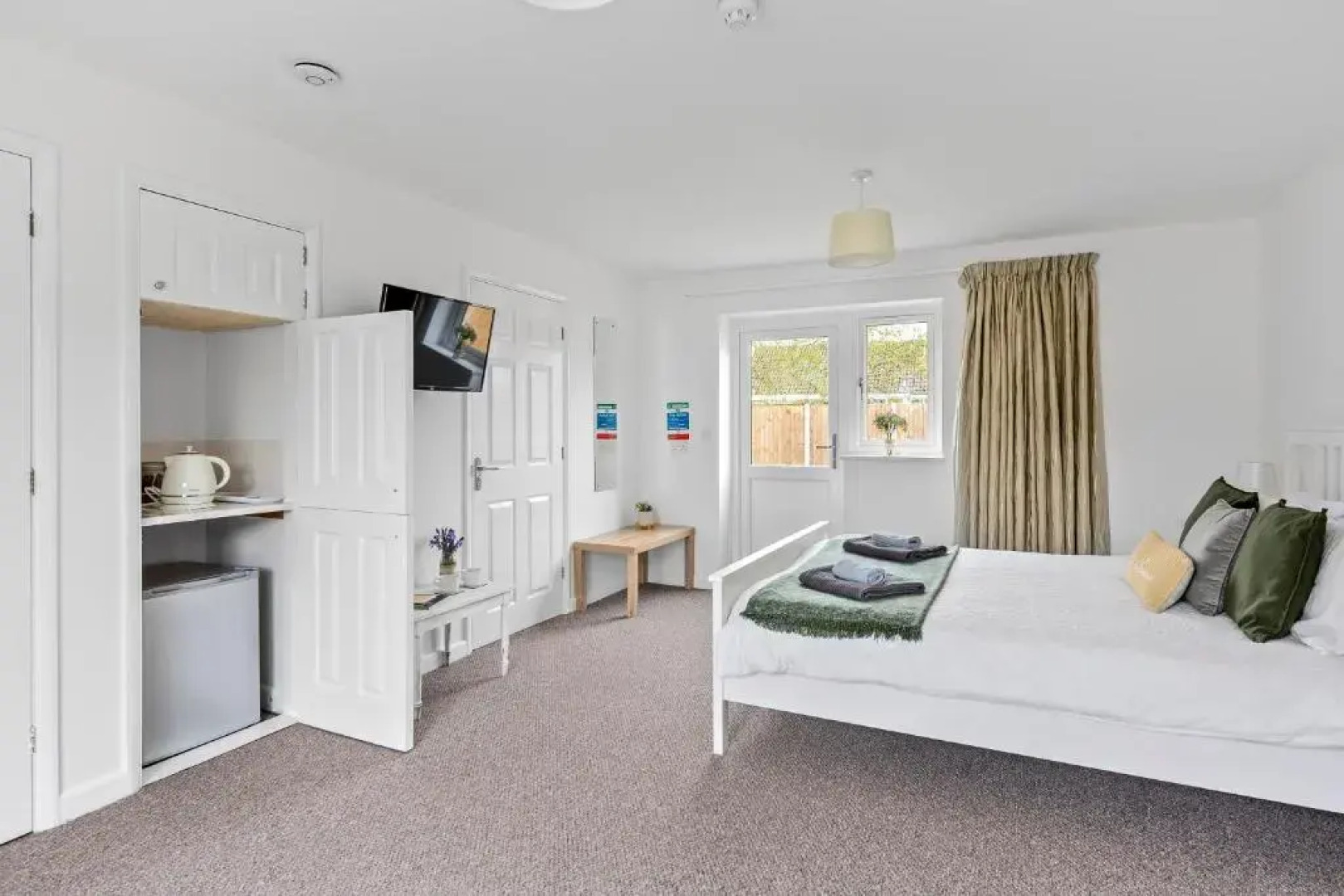 Number 7 - Lytton Tree Lodge, Reydon, Southwold