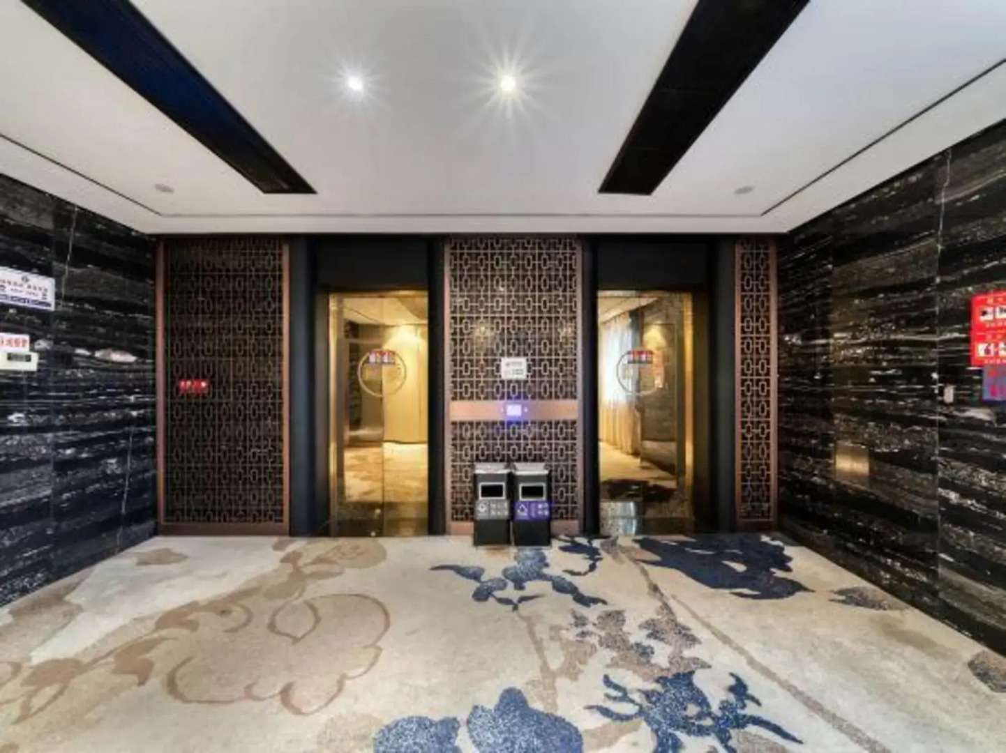 Fengchao International Hotel