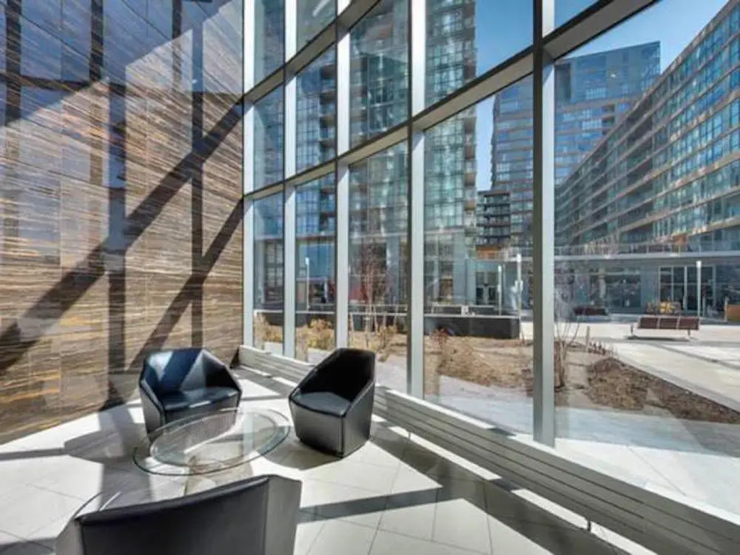 A&A Suites in the heart of Downtown Toronto