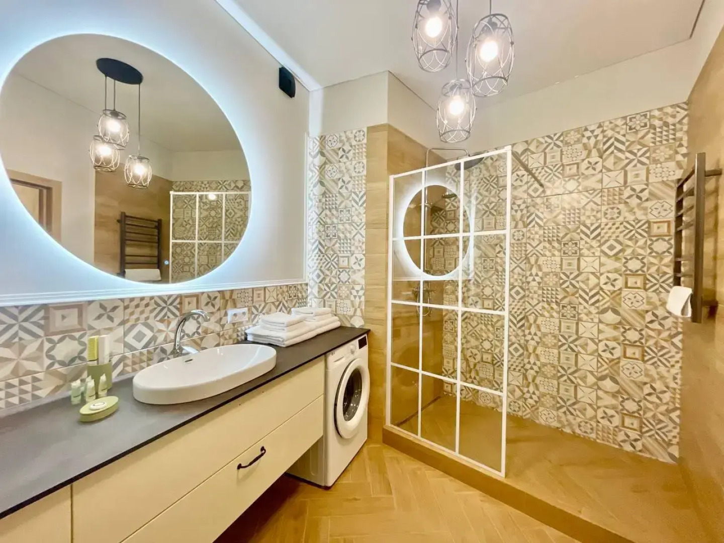 Букинг39 на улице Октябрьская