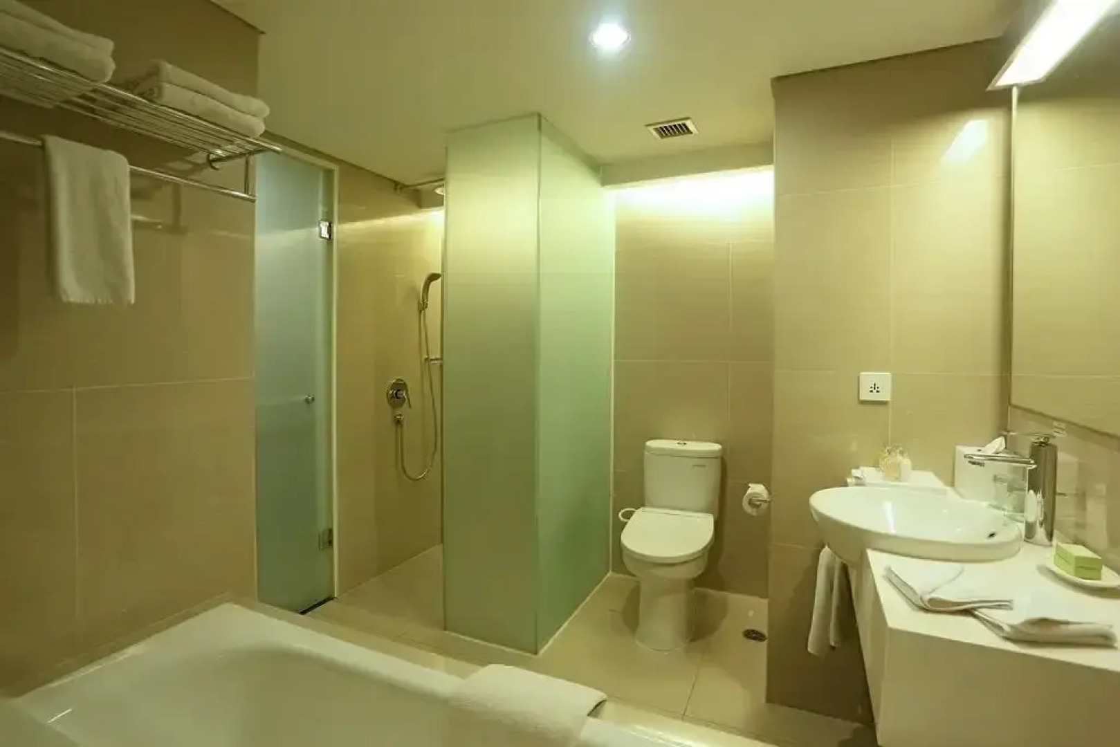 Treepark Serviced Apartment Karawang