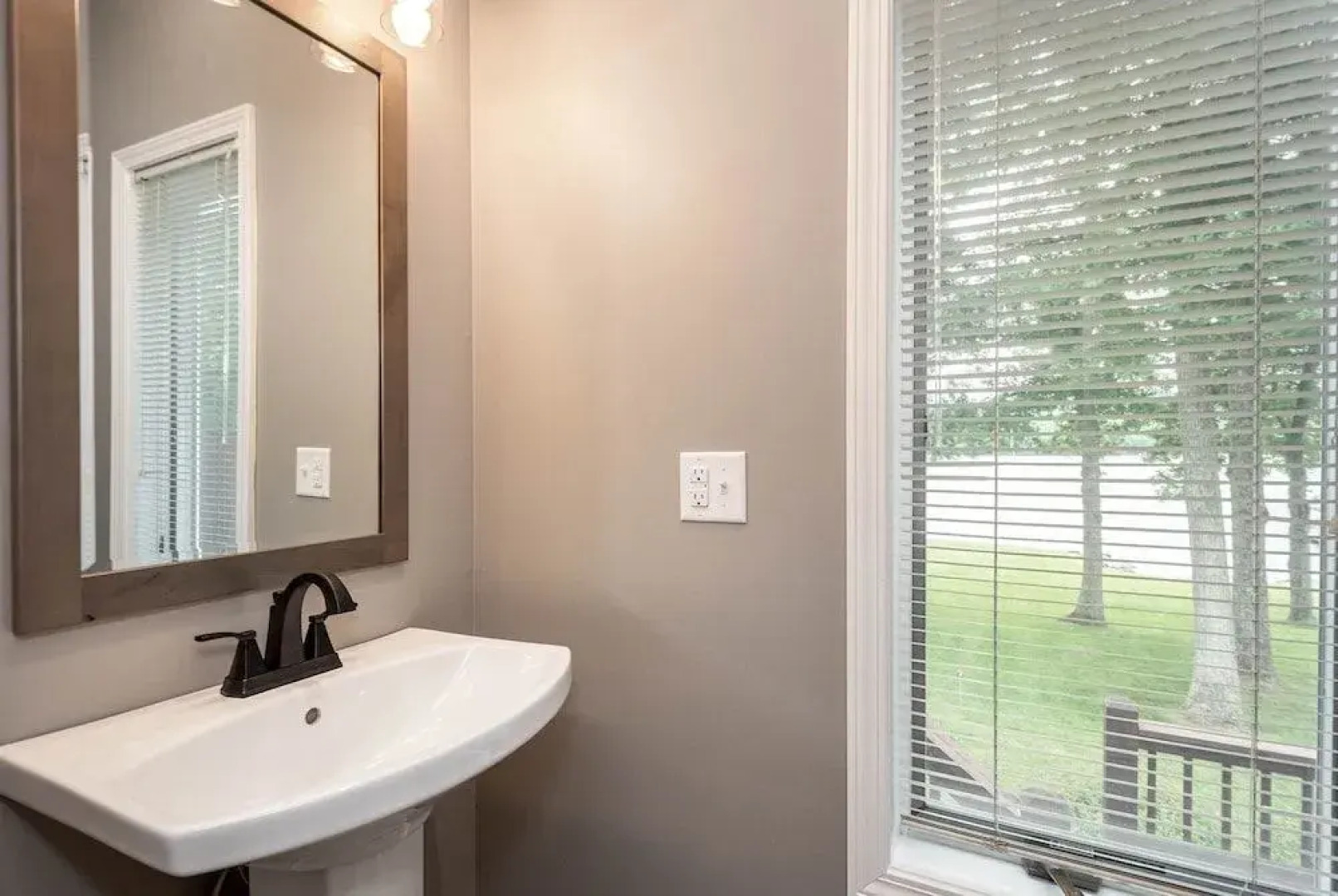 Stoney Point 5 Bedroom House