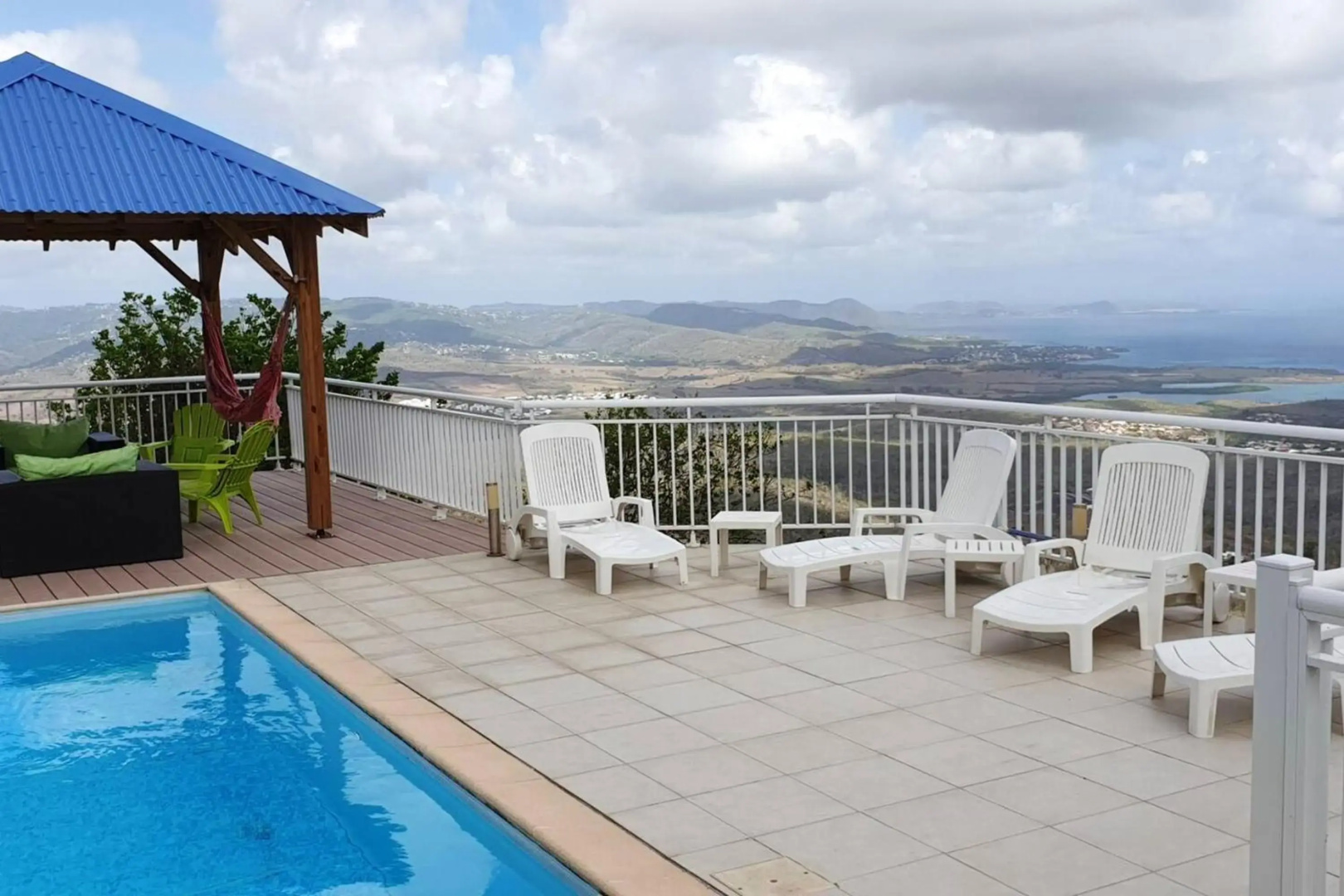 Villa de 3 chambres avec vue sur la mer piscine privee et jardin amenage a Le Diamant