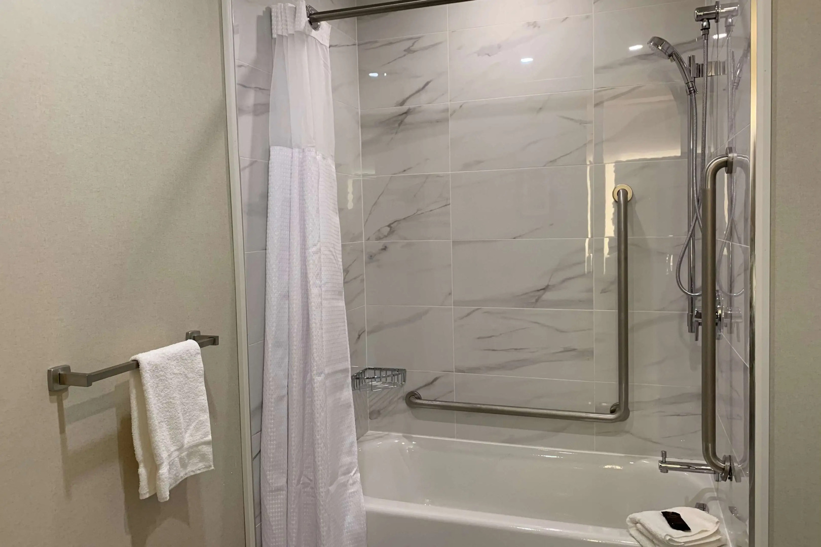 Wingate by Wyndham Kanata West Ottawa