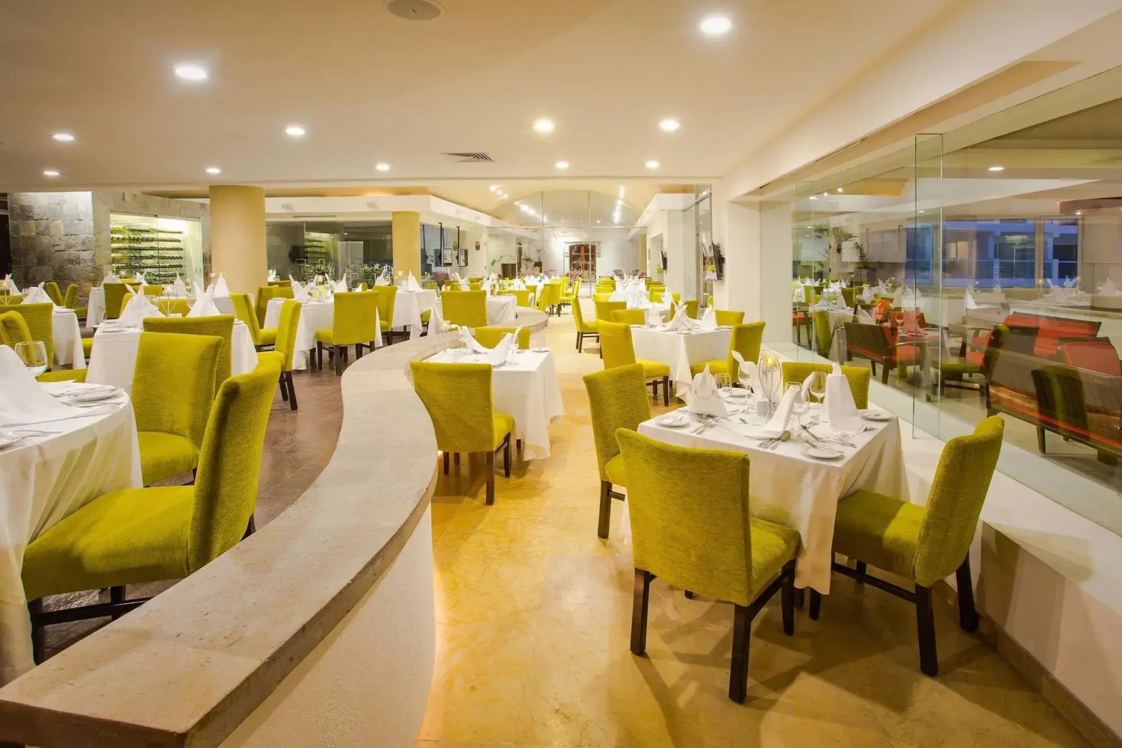 Suites by Marival Emotions All Inclusive