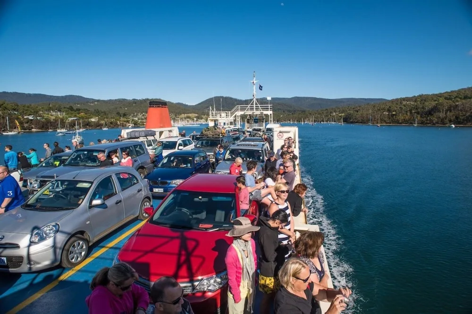 Three Beaches - Chic Eco Home Tasmania