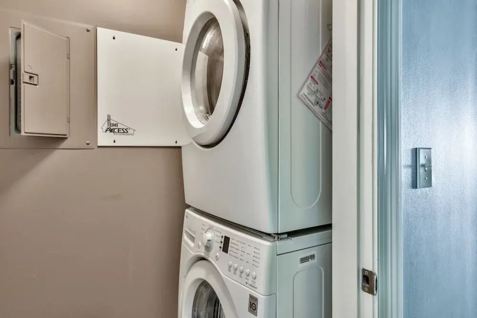 Seascape Penthouse #2309 - 3 Br condo by RedAwning