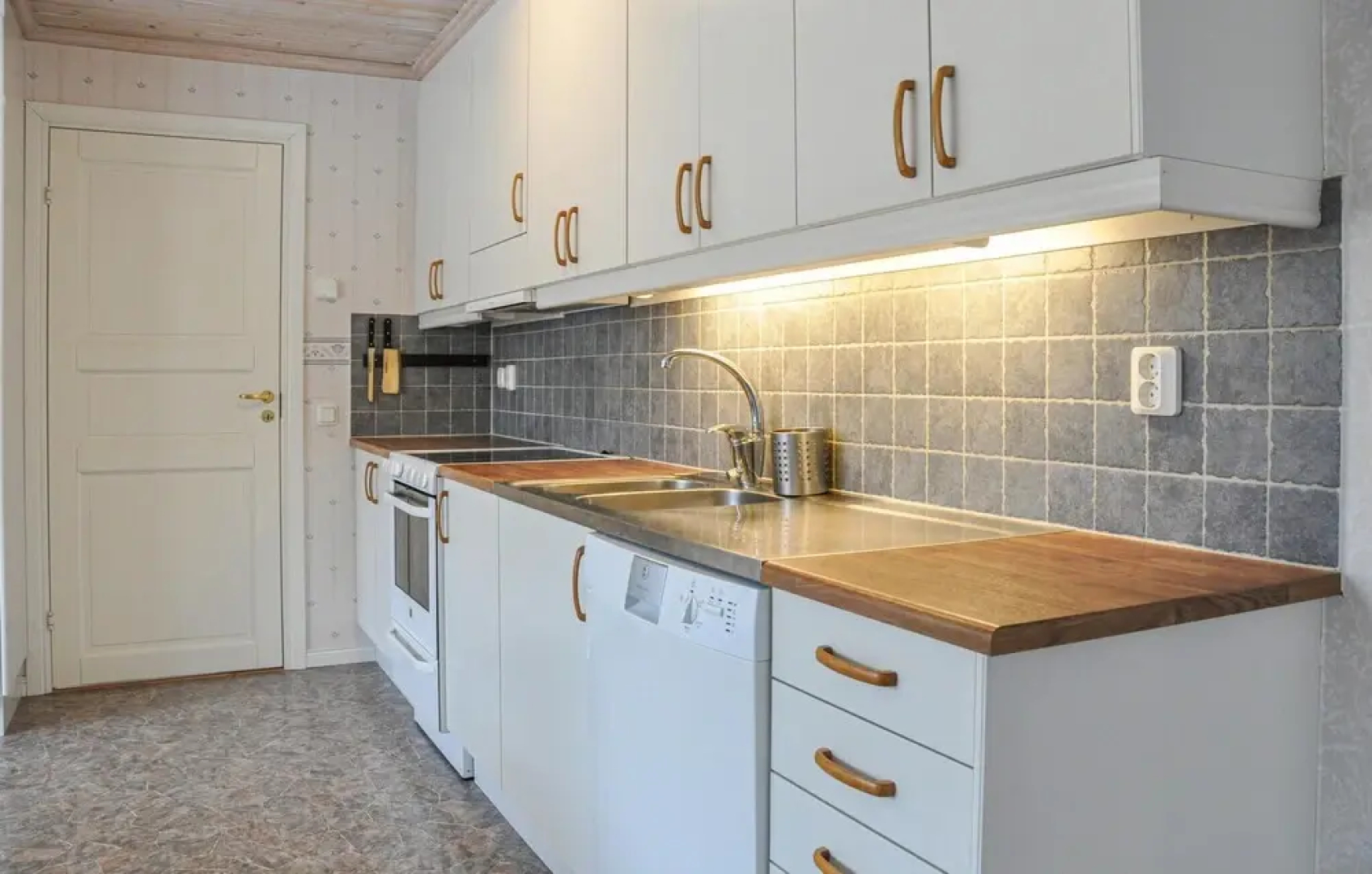 Amazing Home in Idkerberget With 3 Bedrooms and Wifi