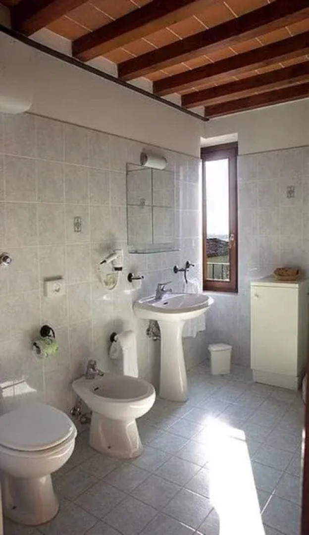 Fattoria Loppiano & Agriroom Regina Mundi