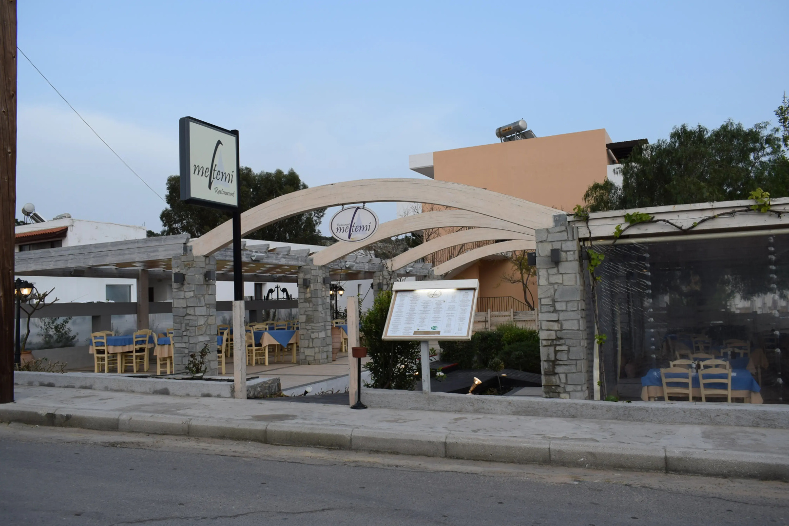 Matina Pefkos Aparthotel