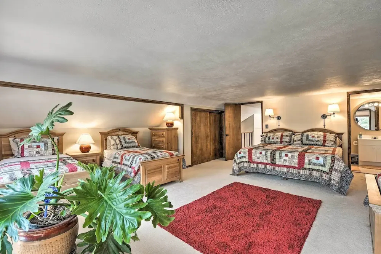 Monte Verde Lake Lodge w/ Hot Tub: 4 Mi to Ski