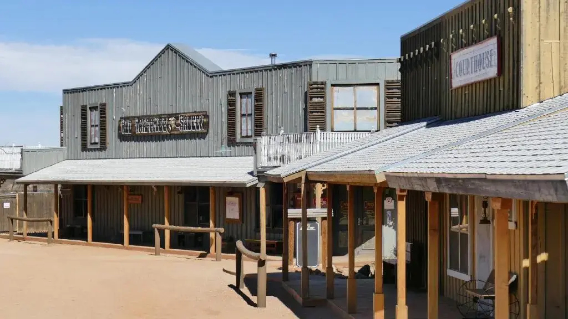 Tombstone Monument Guest Ranch