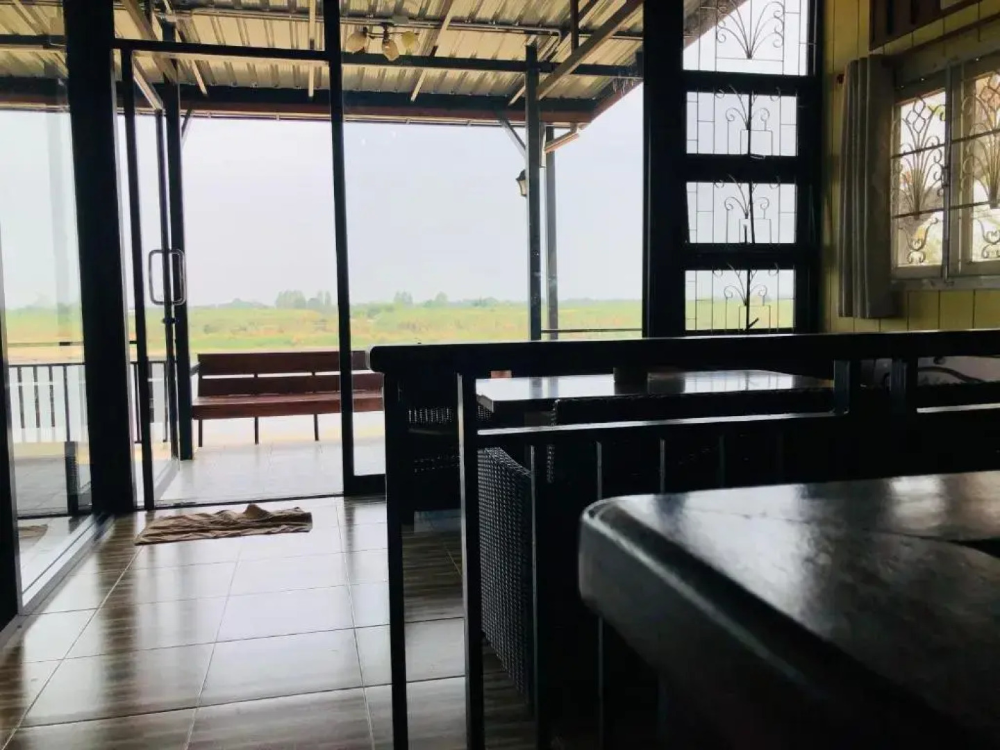 Mekong Tarawadee Villa