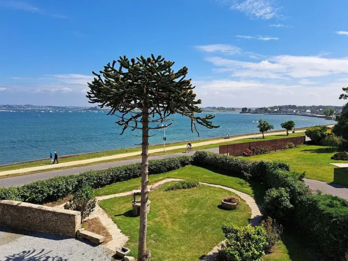 XXL Holiday Home Directly by the sea