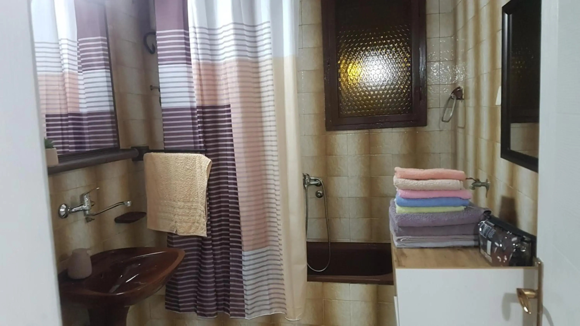 BB Downtown Apartment