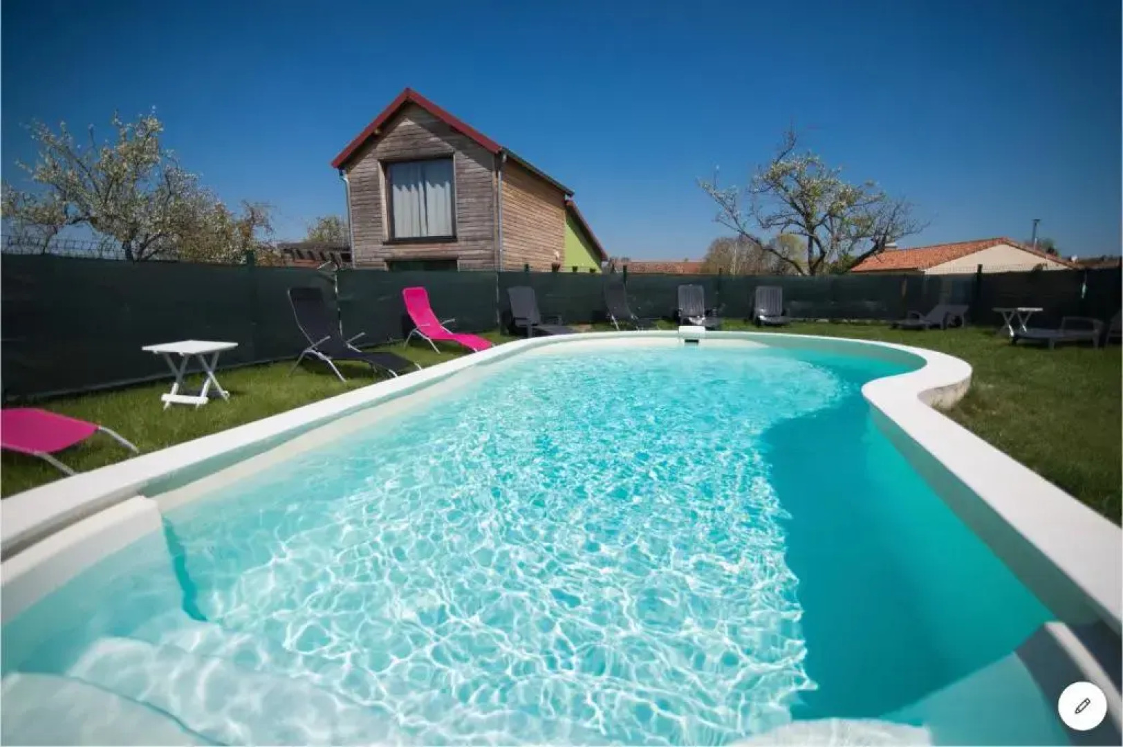 Les Nuits Insolites de Madine