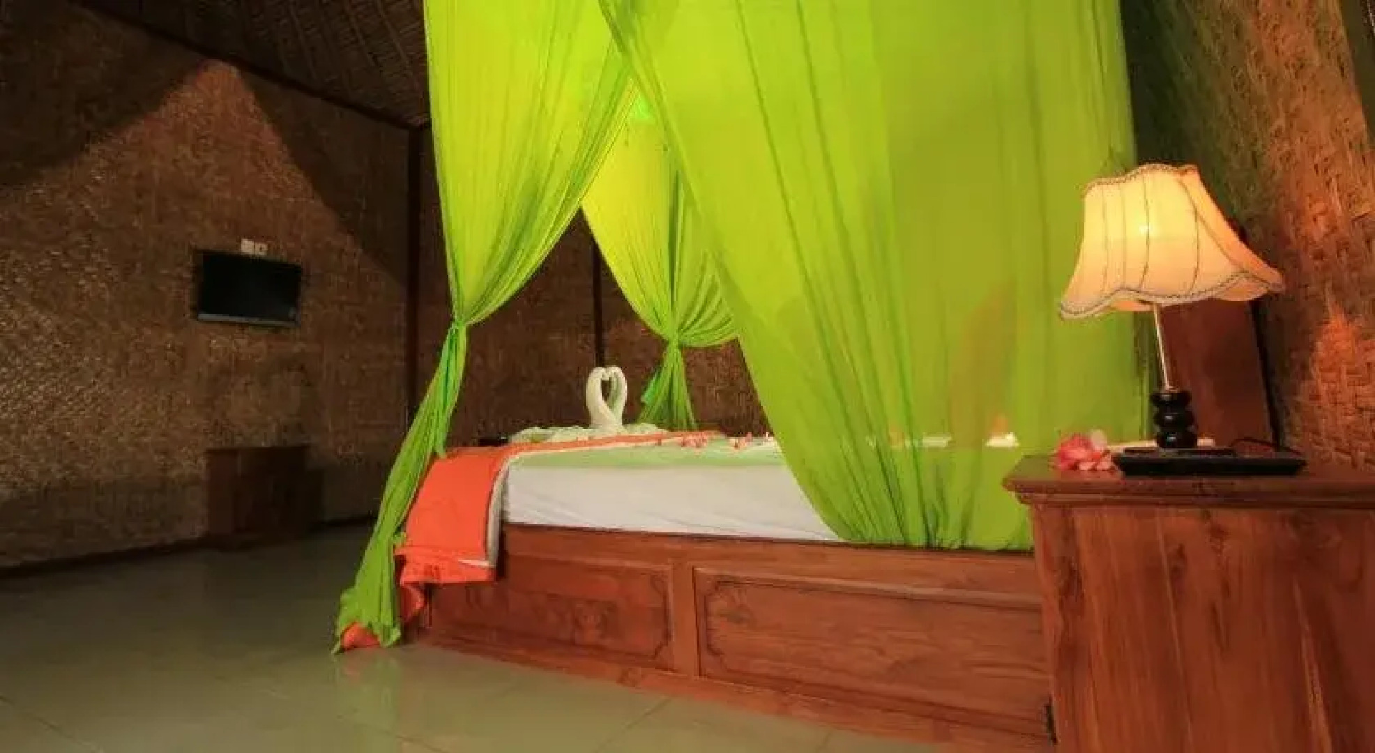 Orange Balangan Bungalow