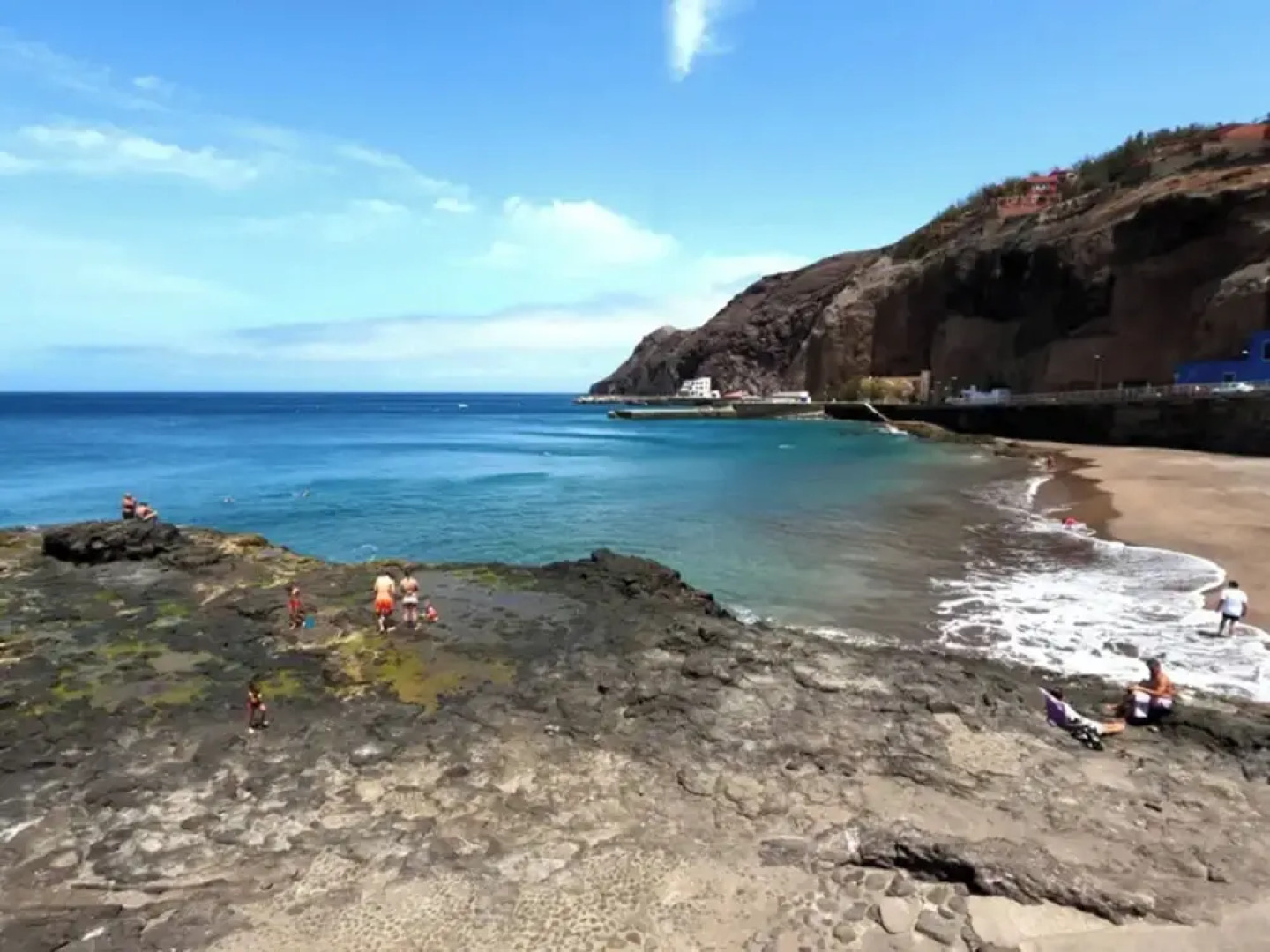 Seaside Bliss Villa in Fagajesto