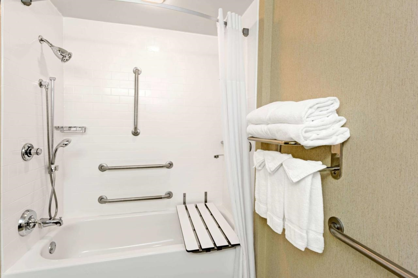 Microtel Inn & Suites by Wyndham Perimeter Center