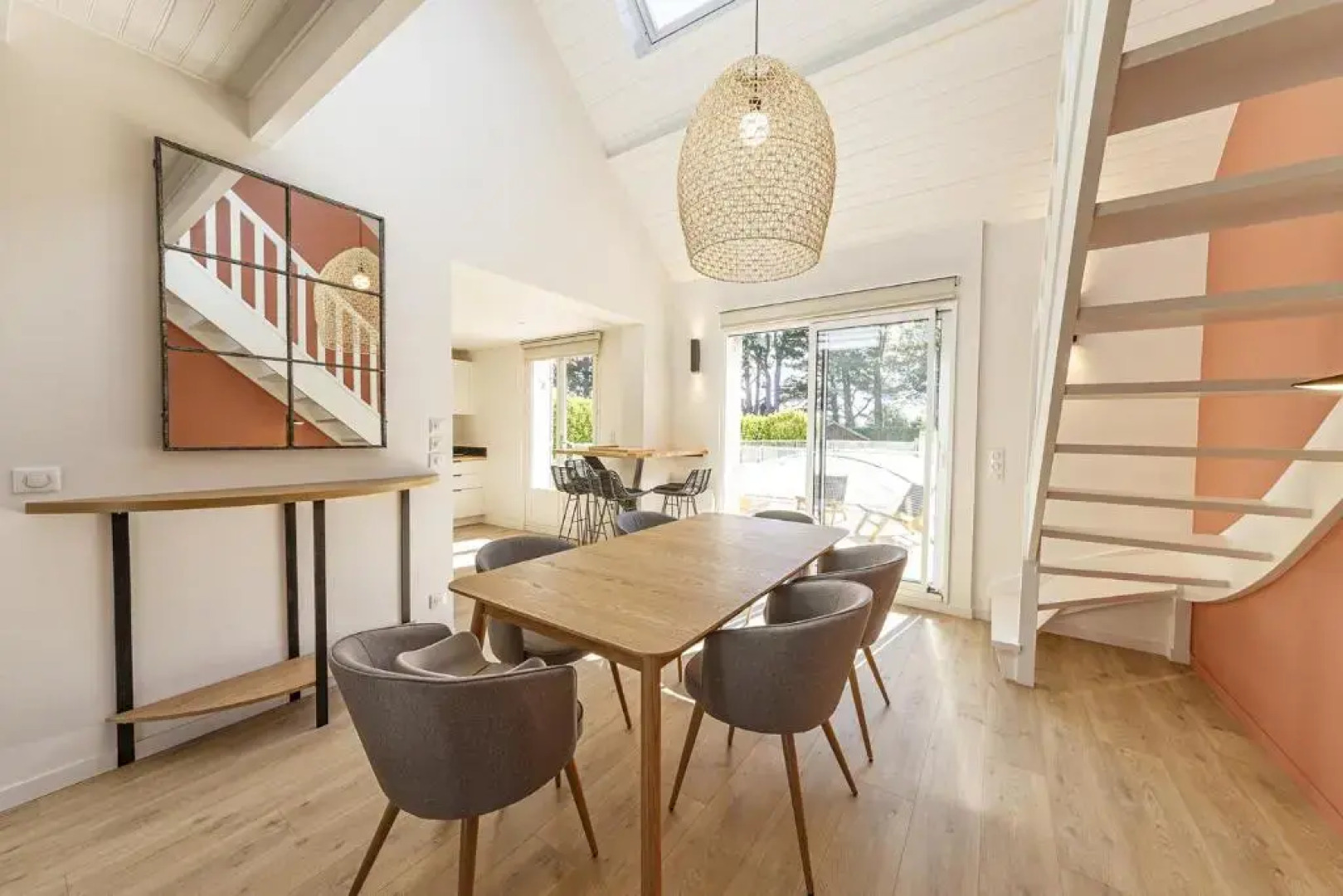 Maison moderne 8p avec double salon - Arzon