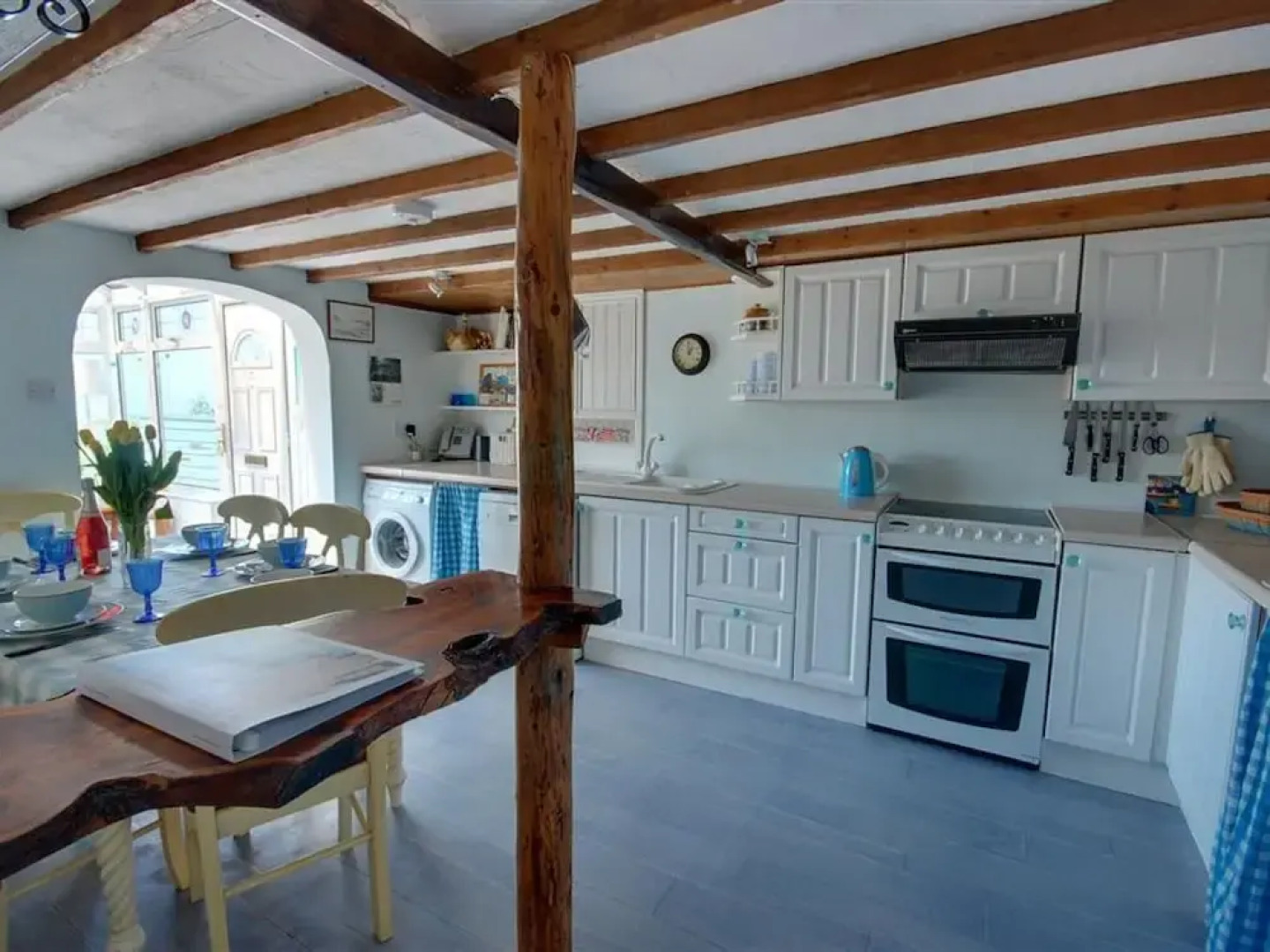 Dreamy Holiday Home in Tintagel near Sea