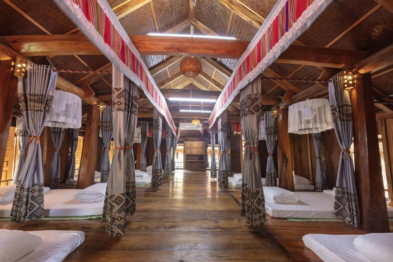 Ebino Pù Luông Resort