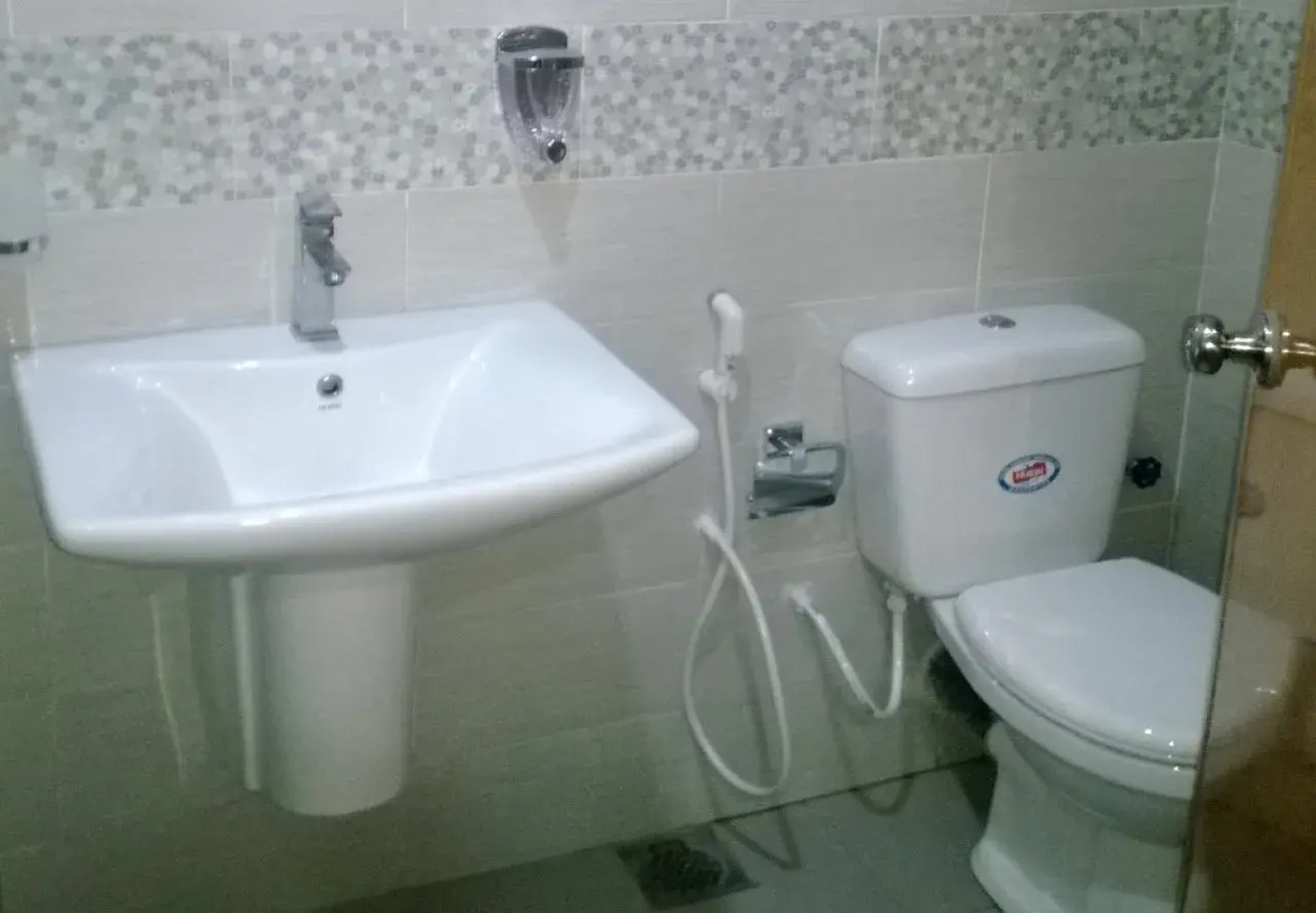 Coral Breeze Colombo