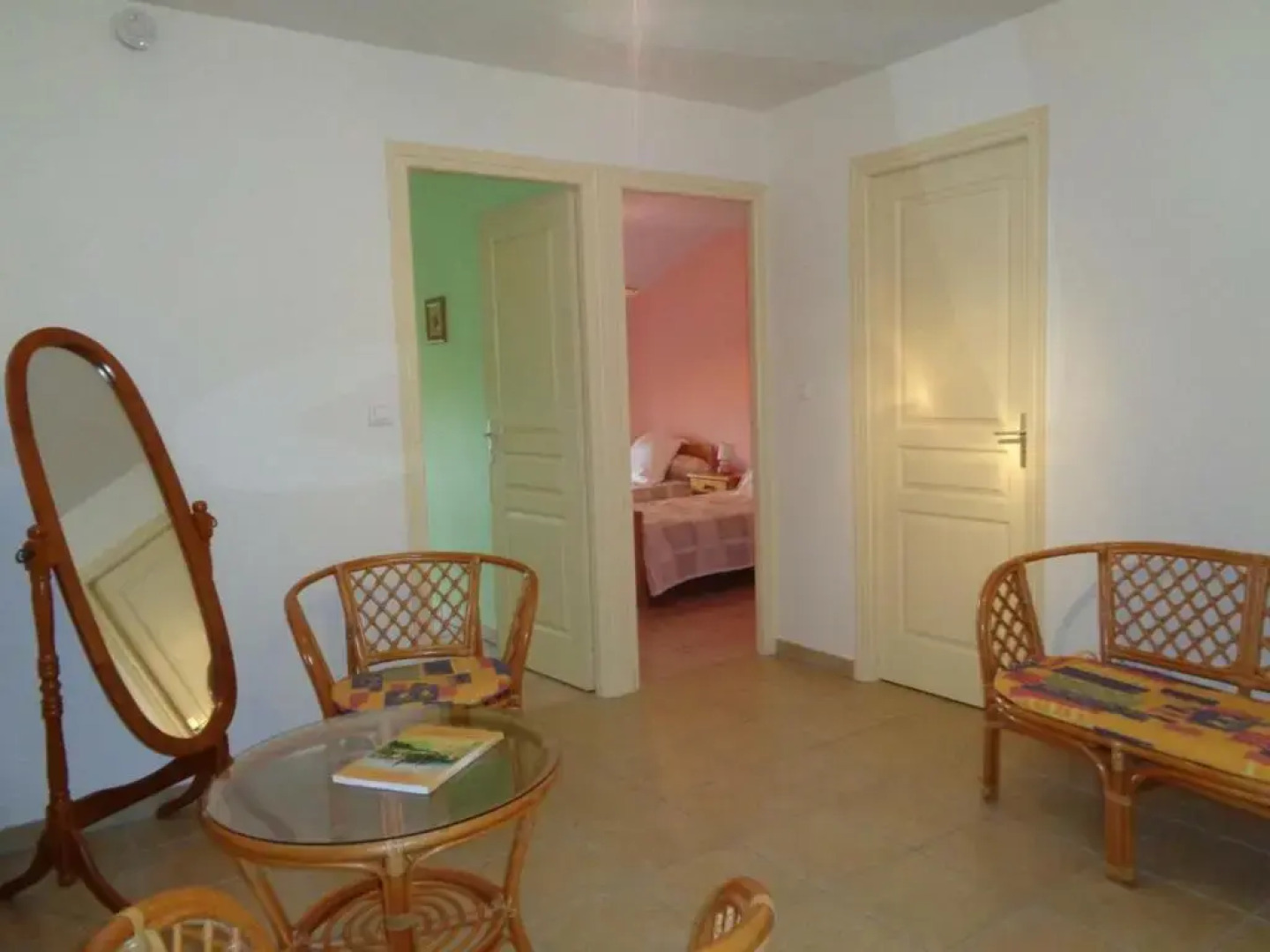 Gîte Saint-Alban-les-Eaux, 3 pièces, 4 personnes - FR-1-496-75