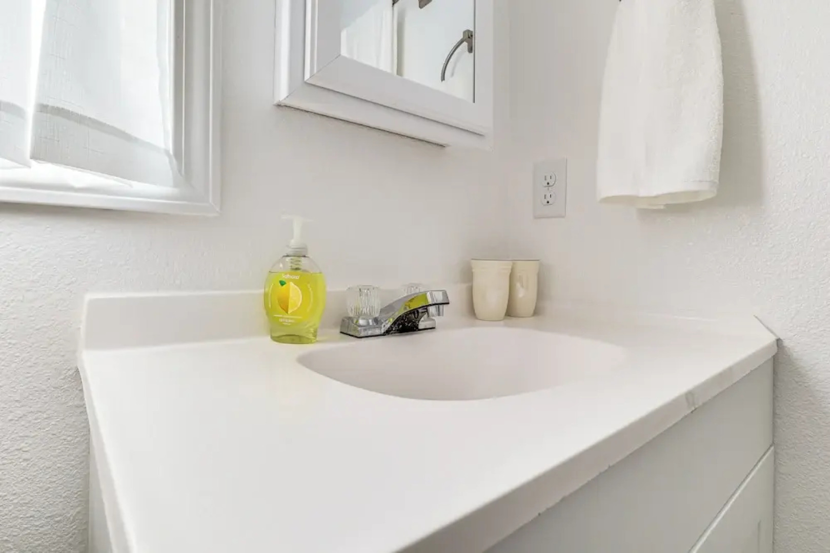 < 1 Mi to Enmu: Pet-friendly Home in Portales!