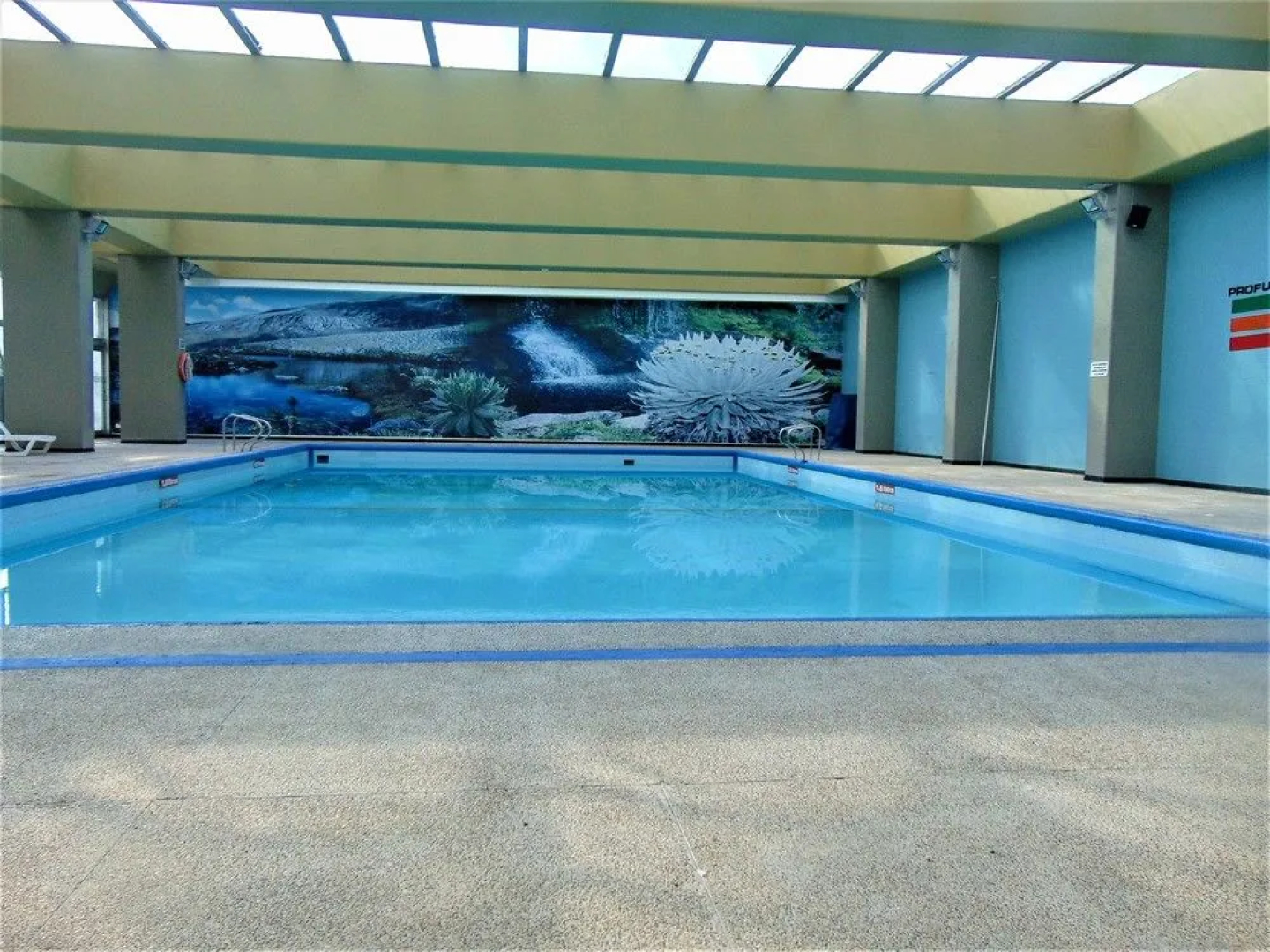 Hotel Hunza Y Centro De Convenciones