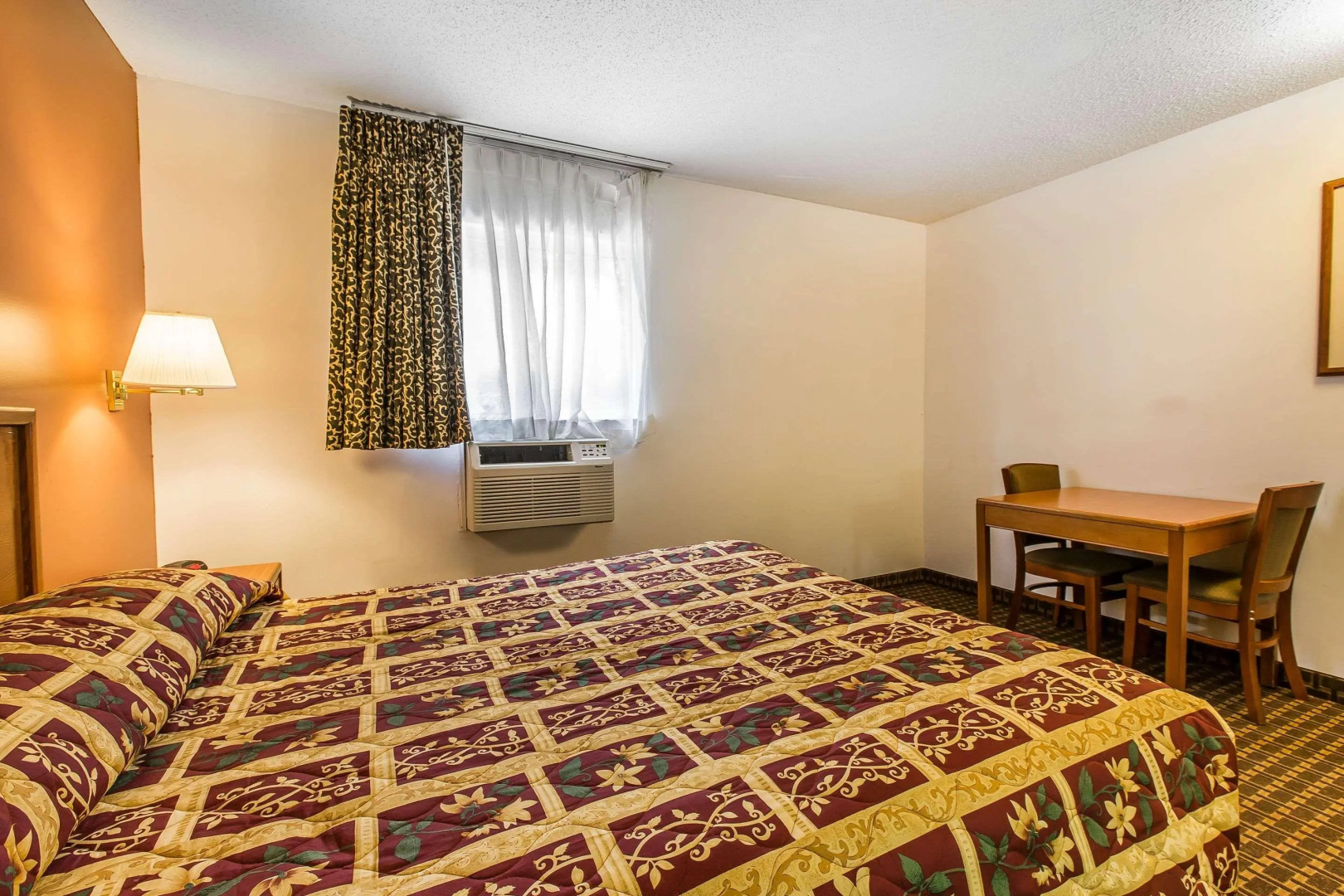 Suburban Studios Abercorn