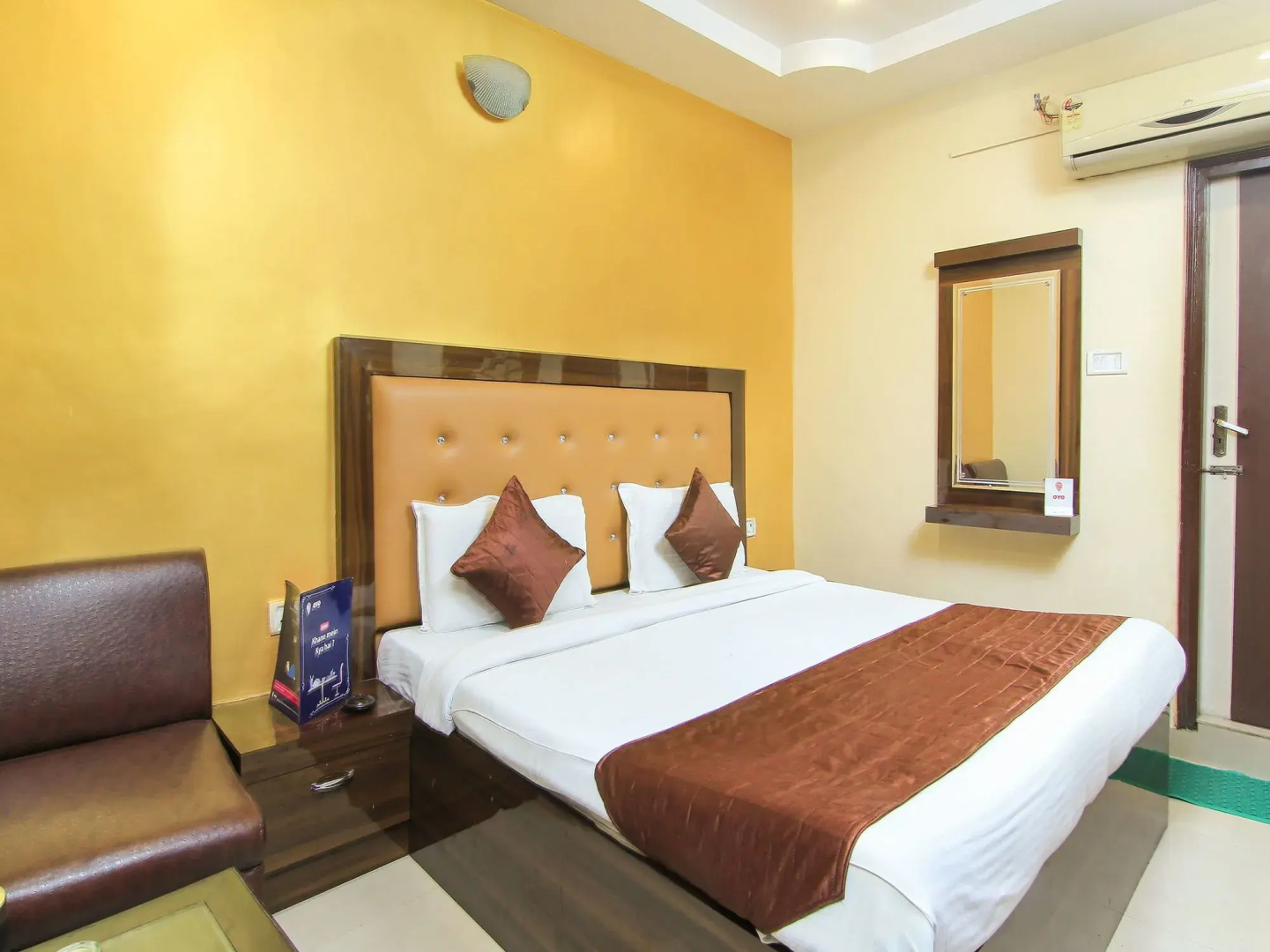 OYO 2000 Hotel Yash