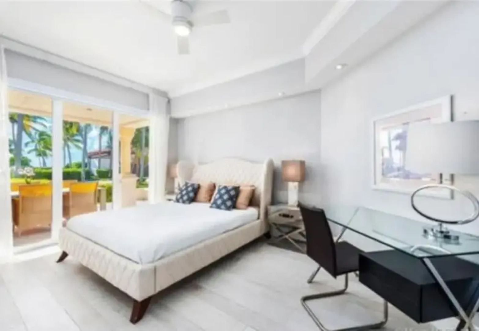 Beautiful Exclusive Fisher Island 3 En-suite Bedroom Apartment With Ocean and Pool Views 6 Guests