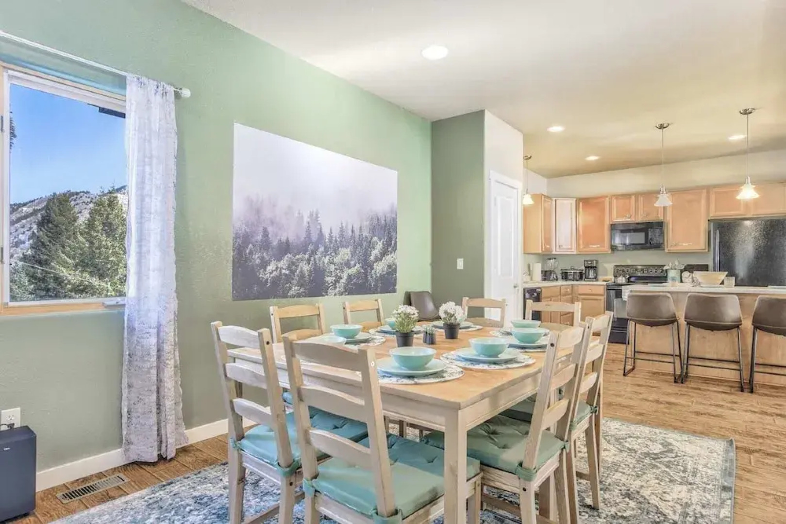 4bdhot Tubping Pong, Pool Table, Gymmnt Retreat