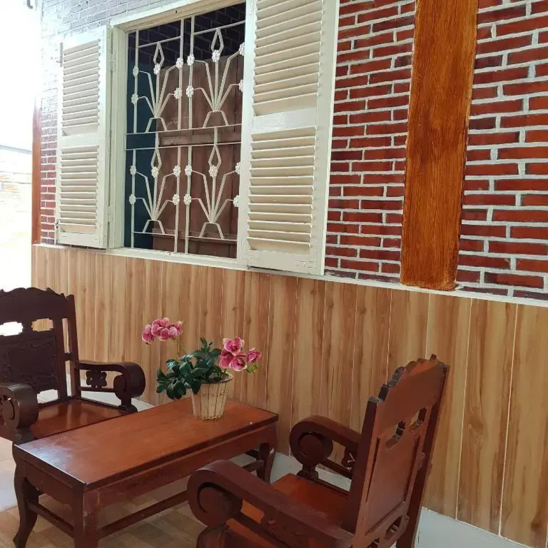 Hà Phan Holiday House