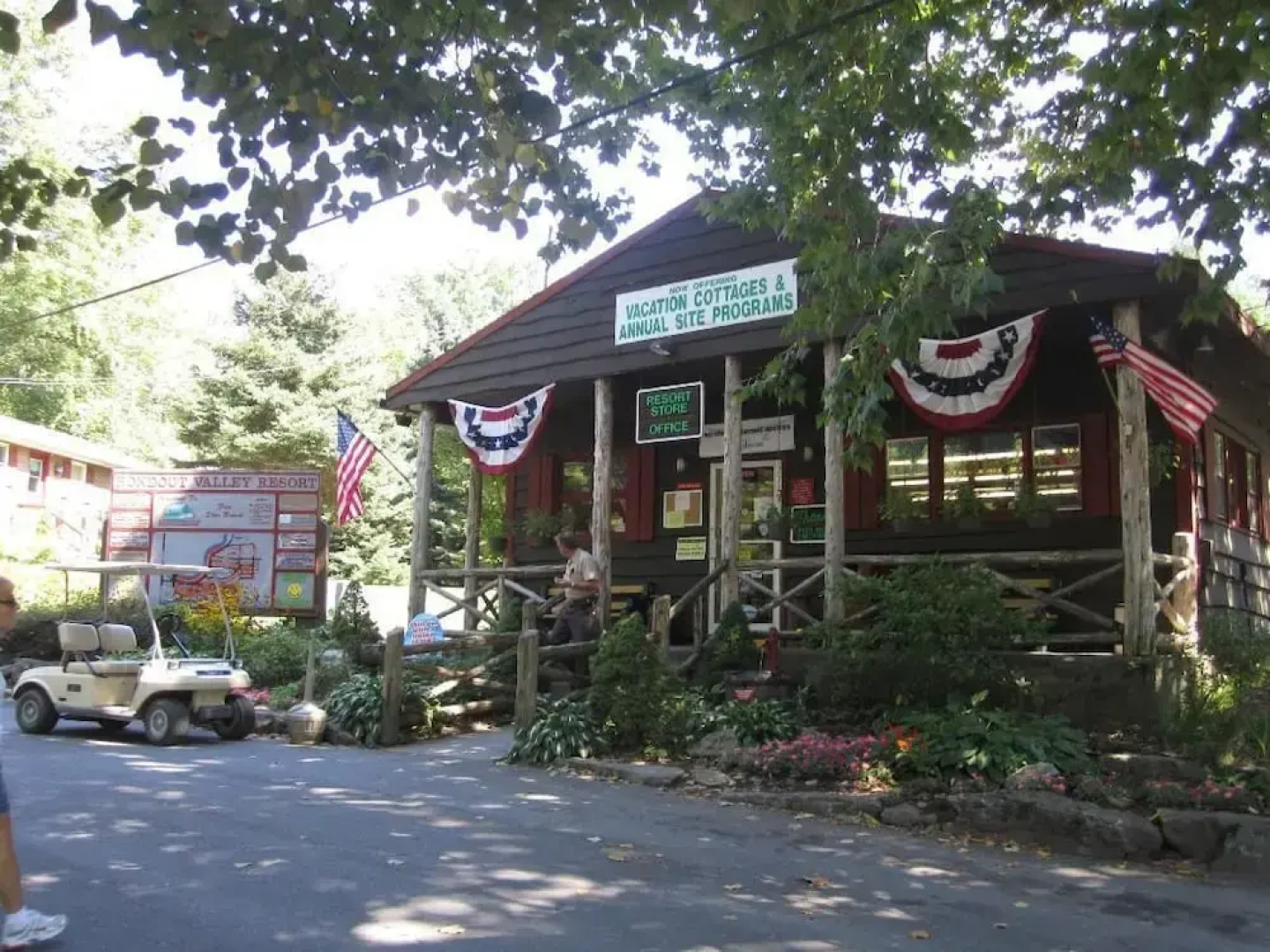 Rondout Valley Camping Resort Deluxe Park Model 13