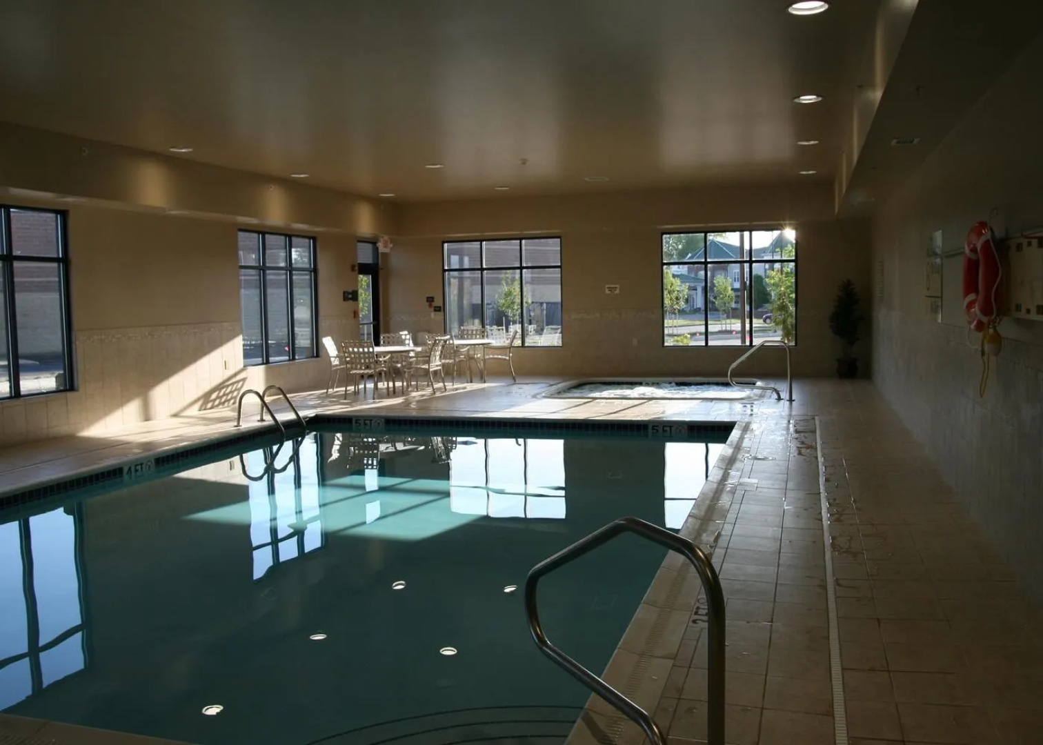 Hampton Inn & Suites Cleveland Mentor