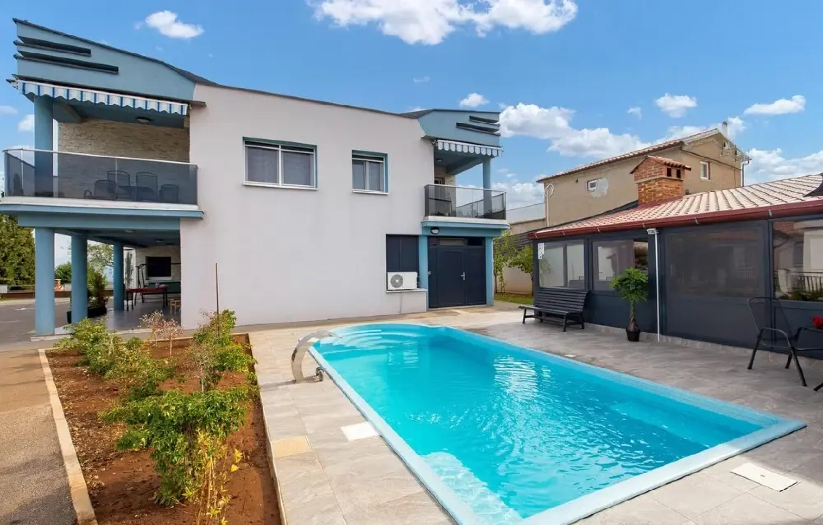Stunning Home in Vrh With Wifi and 1 Bedrooms