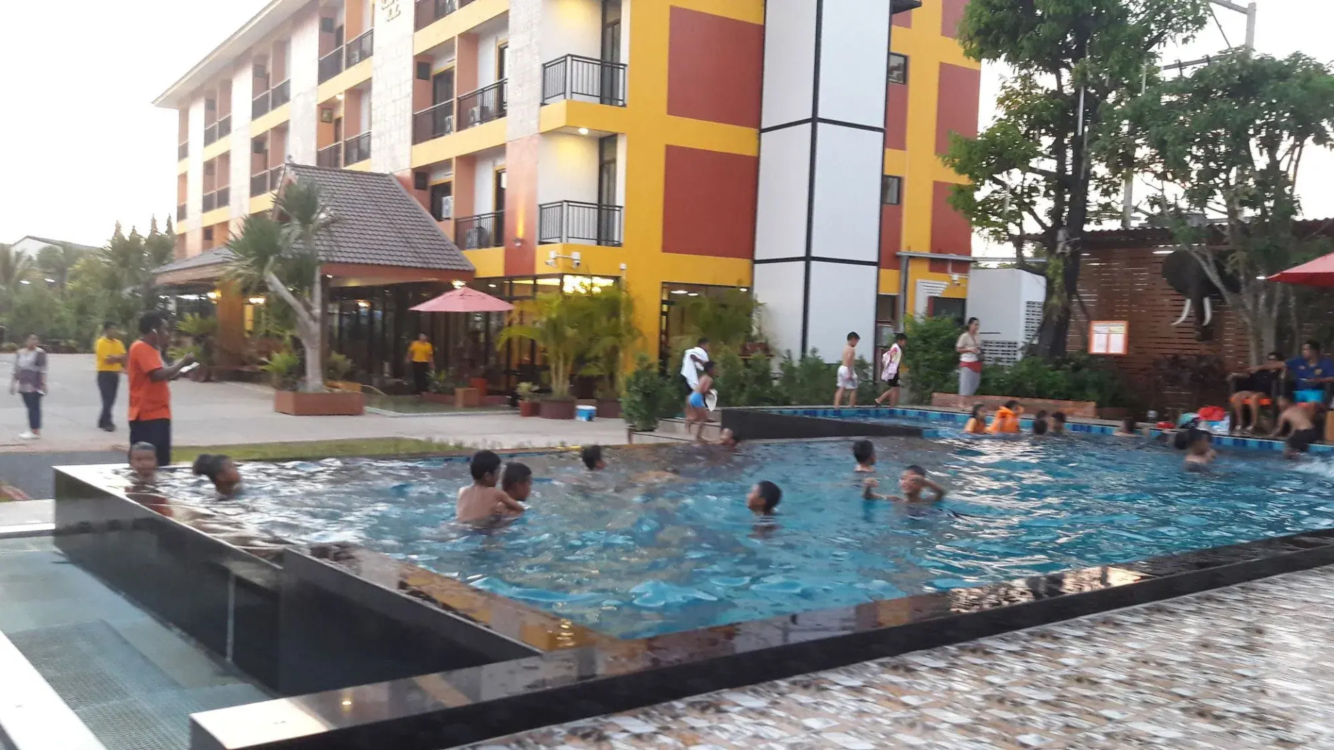 Tawan Anda Garden Hotel