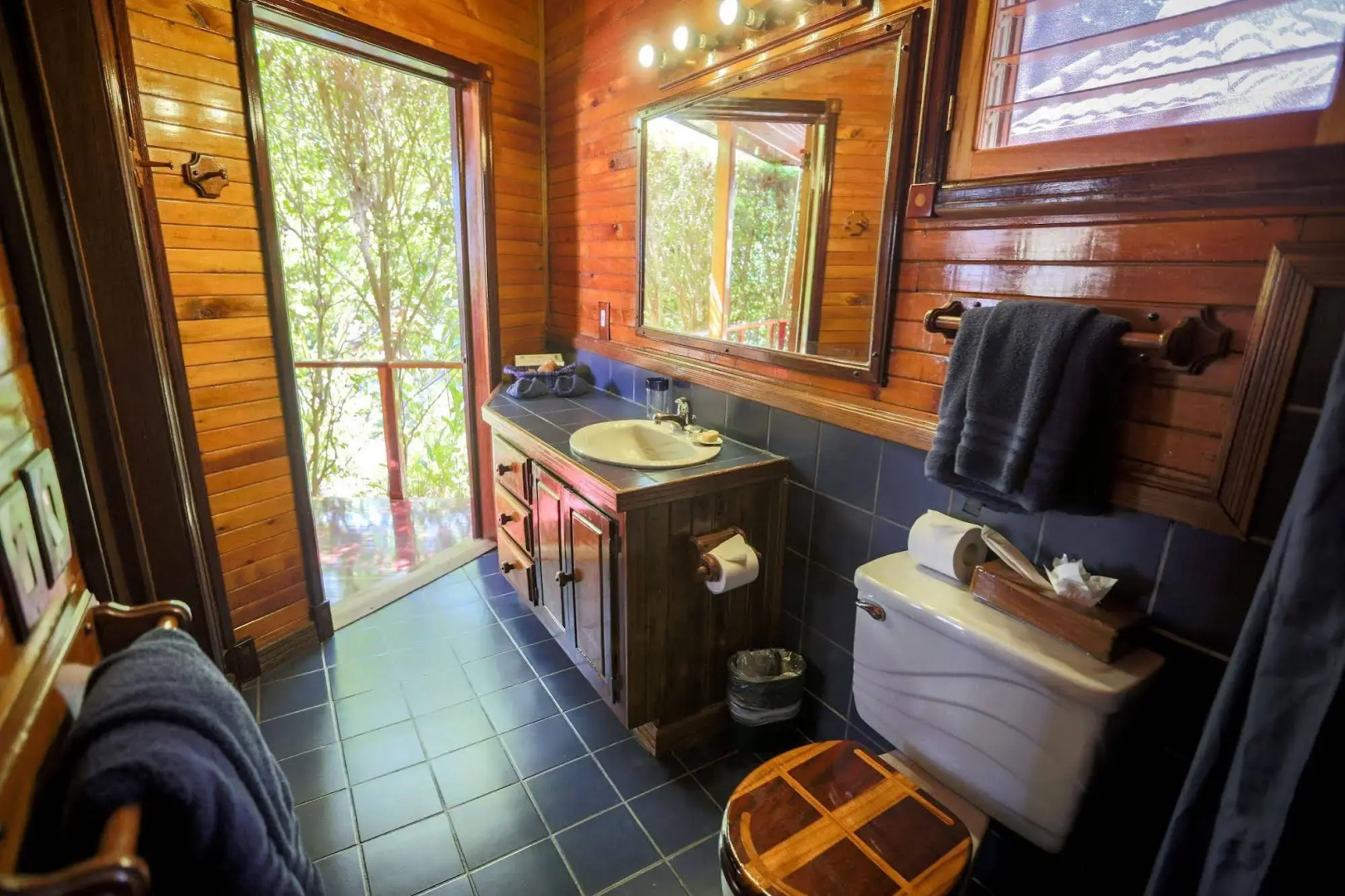 Tambor Tropical - Adults Only