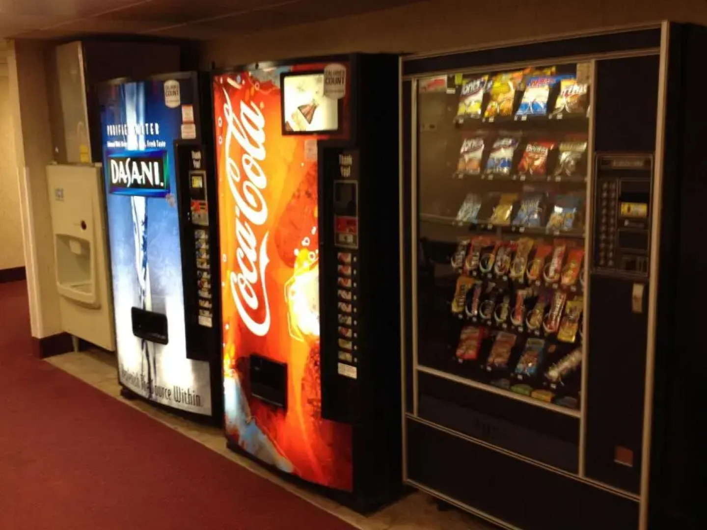 Country Hearth Inn & Suites Willard