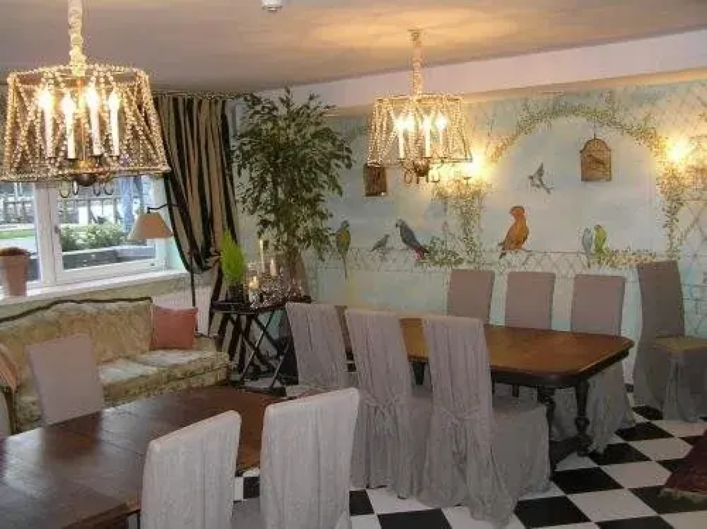 Apvalaus Stalo Klubas