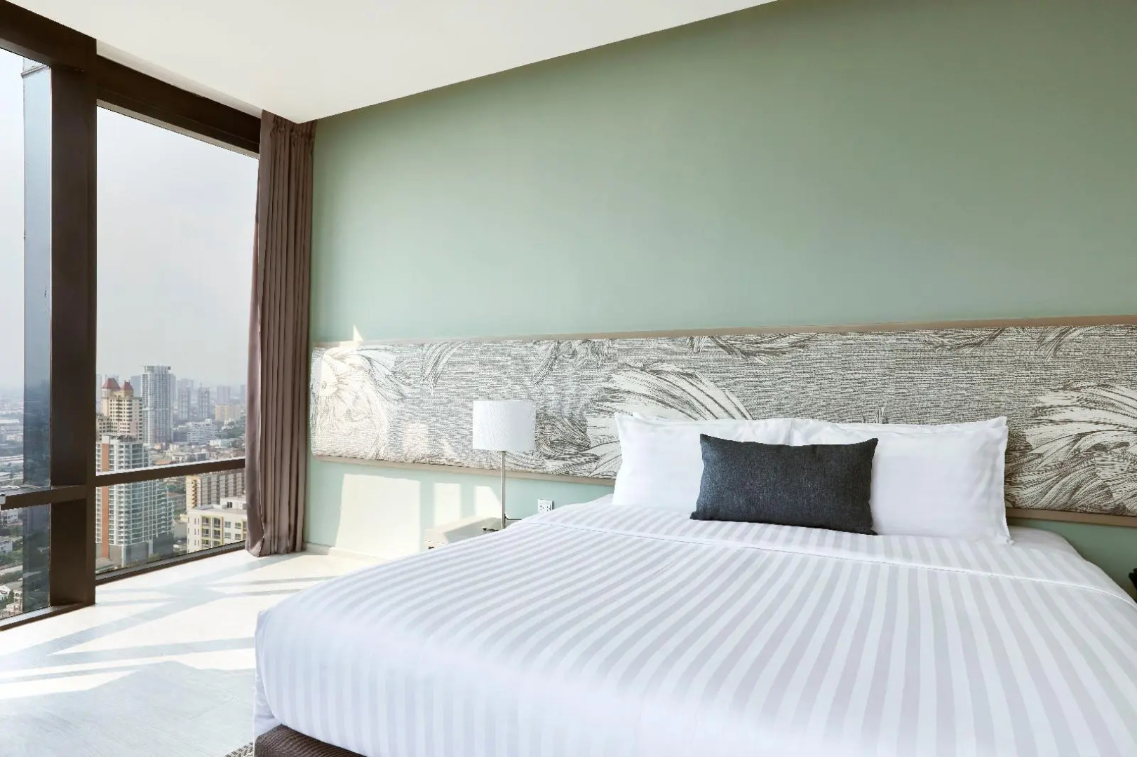 Отель The Quarter Ari by UHG