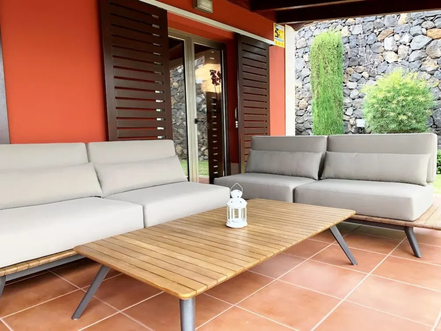 Prime Sea and Mountain views Home with pool