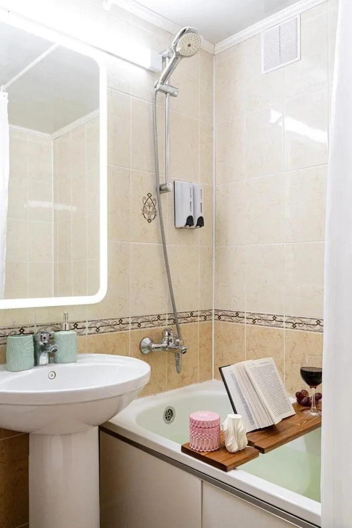 Апартаменты VIZIT (Визит) на улице Чистопольская 19