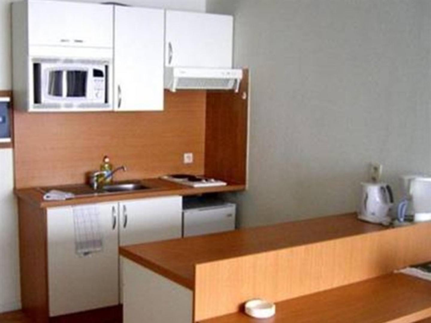 New Continental Business Flats