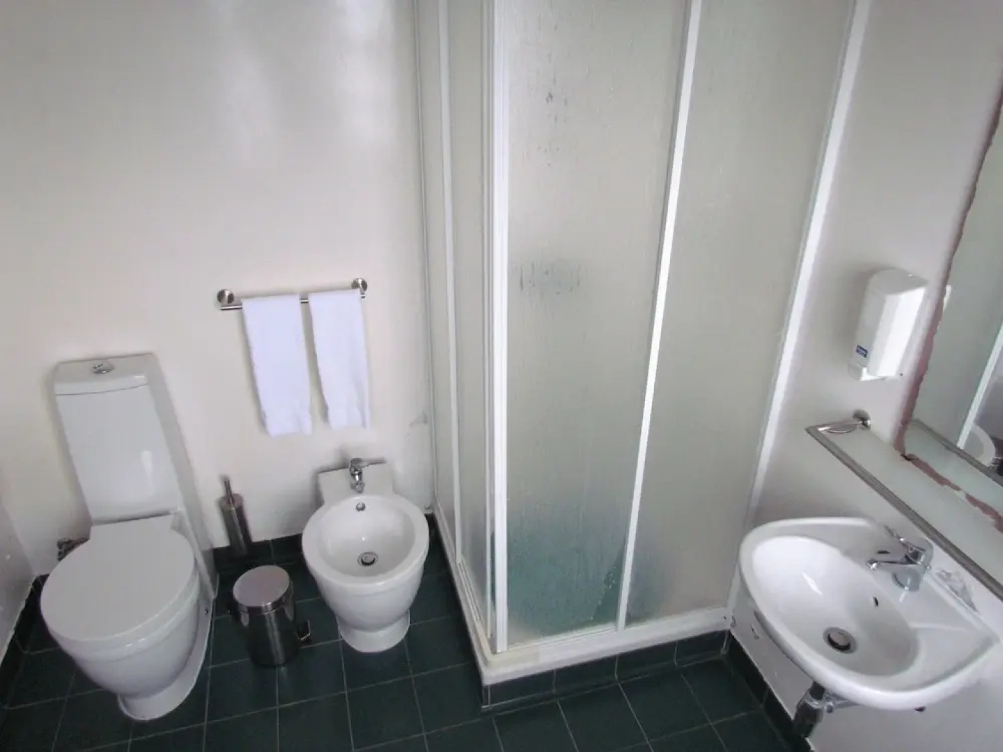 Azores Youth Hostels - Pico