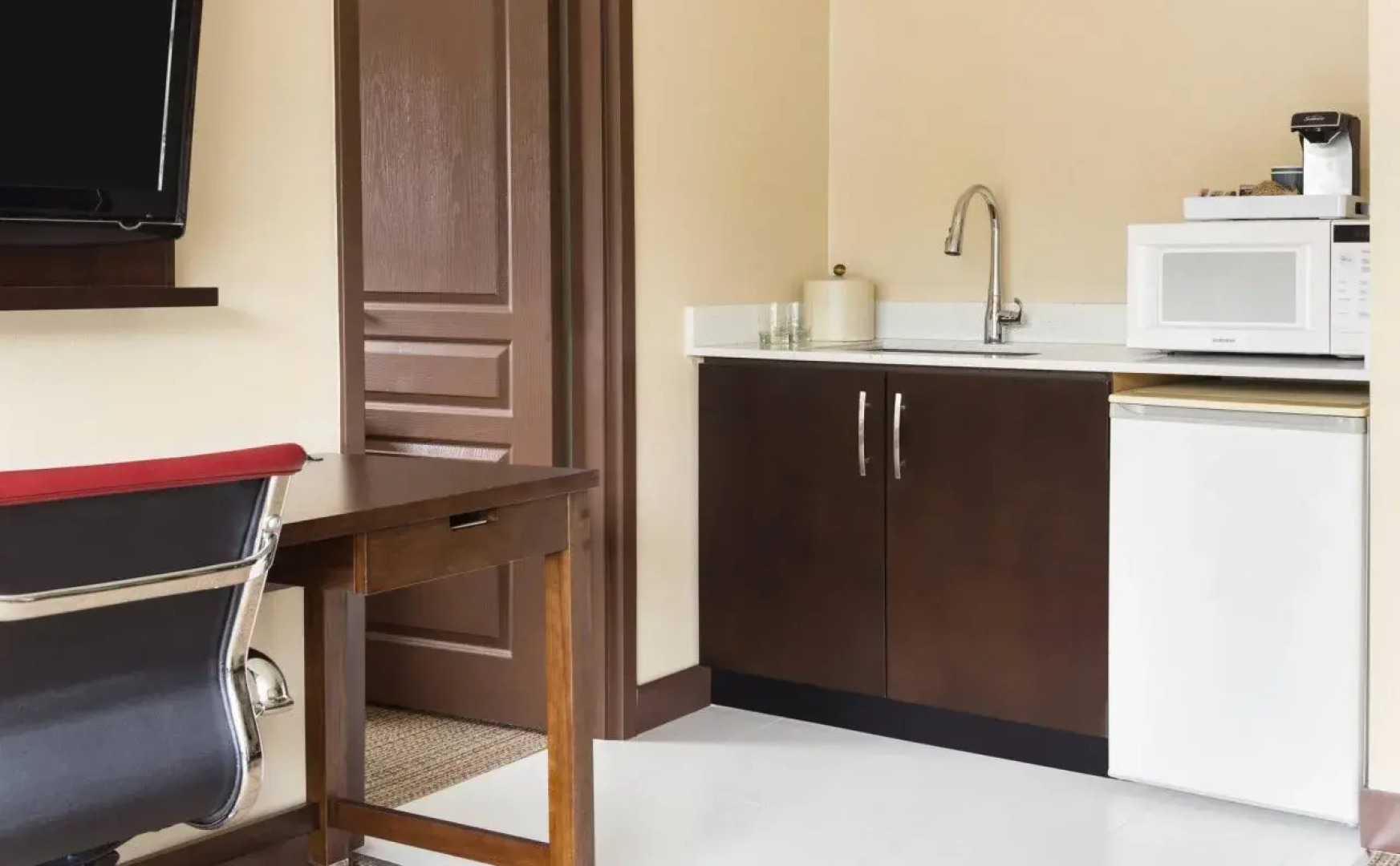 Four Points by Sheraton Surrey